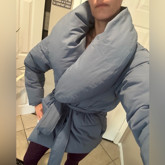 Puffer Jacket - Picture 2 of 7